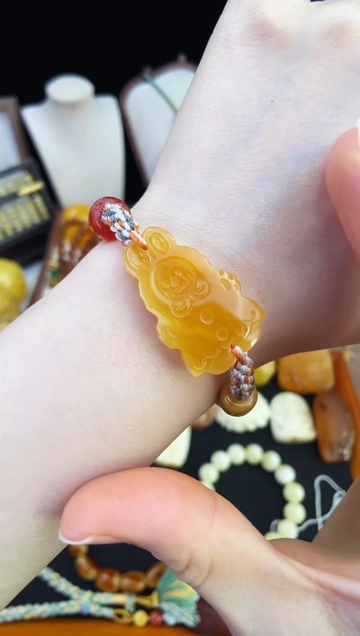 琥珀未镶嵌珠宝奇石柒月