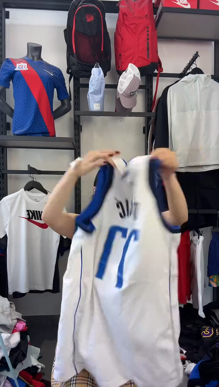 130 ·编码 耐克卫衣服饰过款为准 尺码·