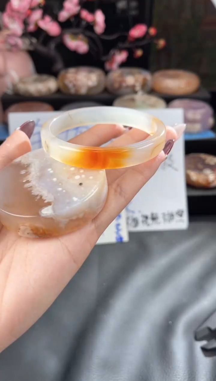 【闪购商品】玛瑙/玉髓手镯未镶嵌59