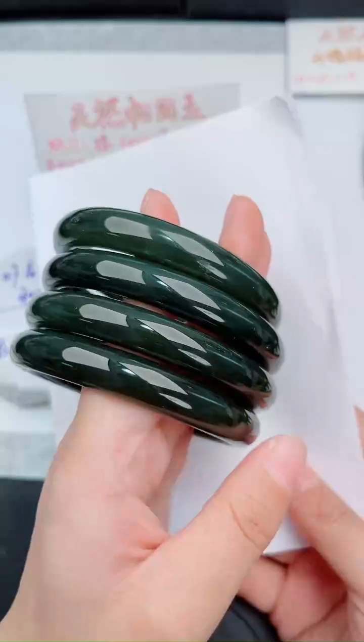 未镶嵌手镯和田玉岚钻微色差T 多样性发货，拍一发一