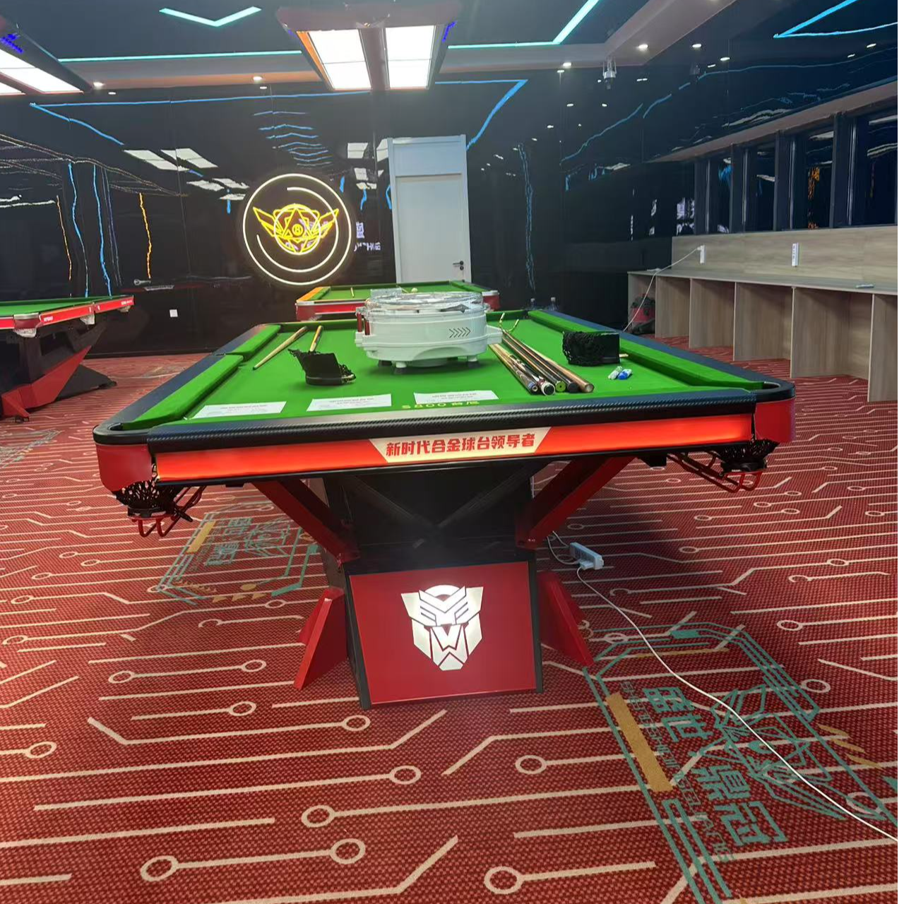盛世鼎冠 · 战甲商用款台球桌