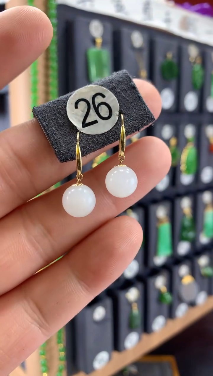 【闪购商品】和田玉耳饰18K金镶嵌26