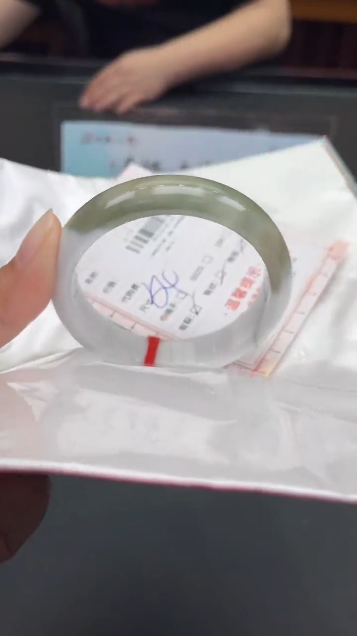 【闪购商品】定制翡翠未镶嵌天然缅甸翡翠手镯191