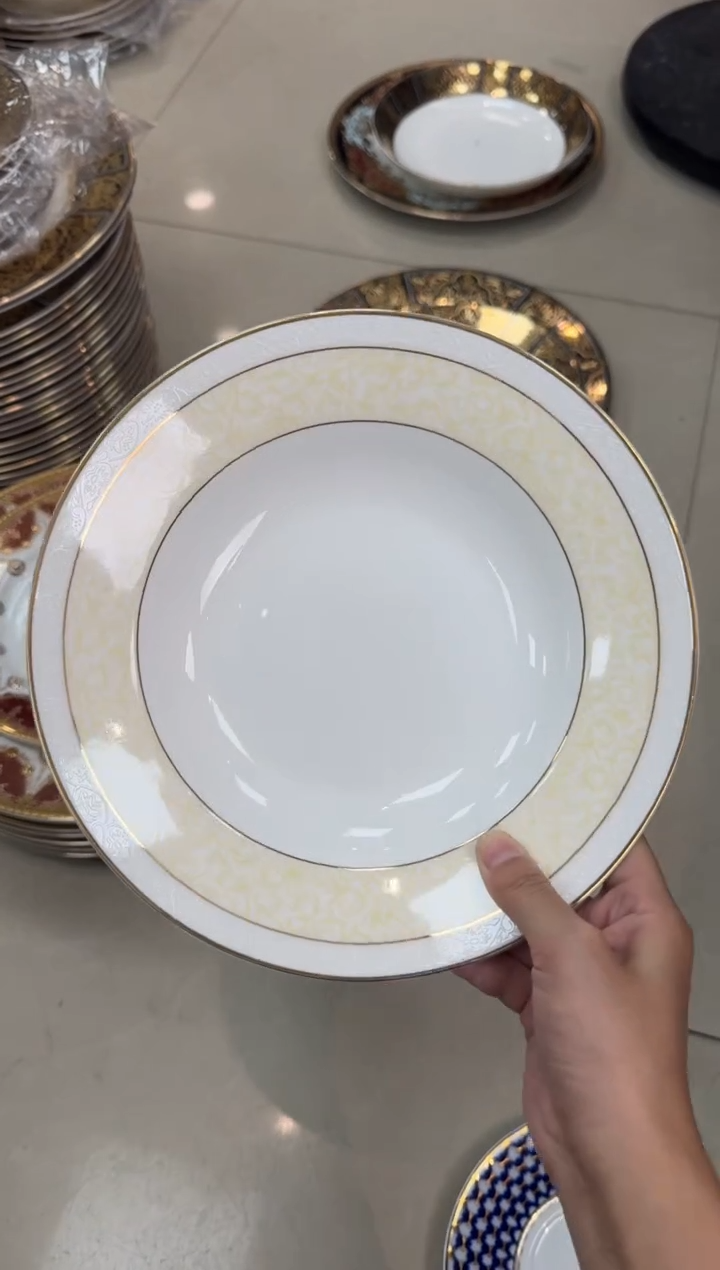 【闪购商品】瓷片9英寸草帽盘两个福利微瑕