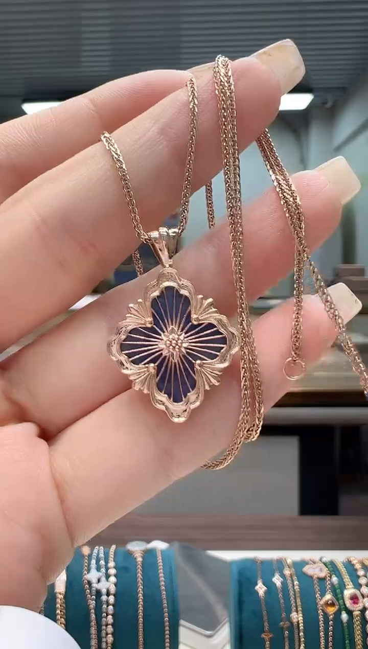 【闪购商品】钻石吊坠(不含链)18K金镶嵌镶钻蓝拉缇吊坠