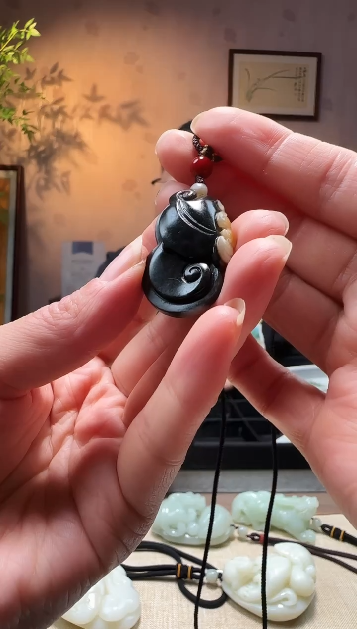 颈饰未镶嵌和田玉128