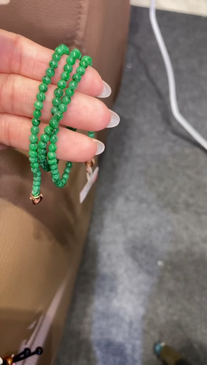 18K金镶嵌手链翡翠手链