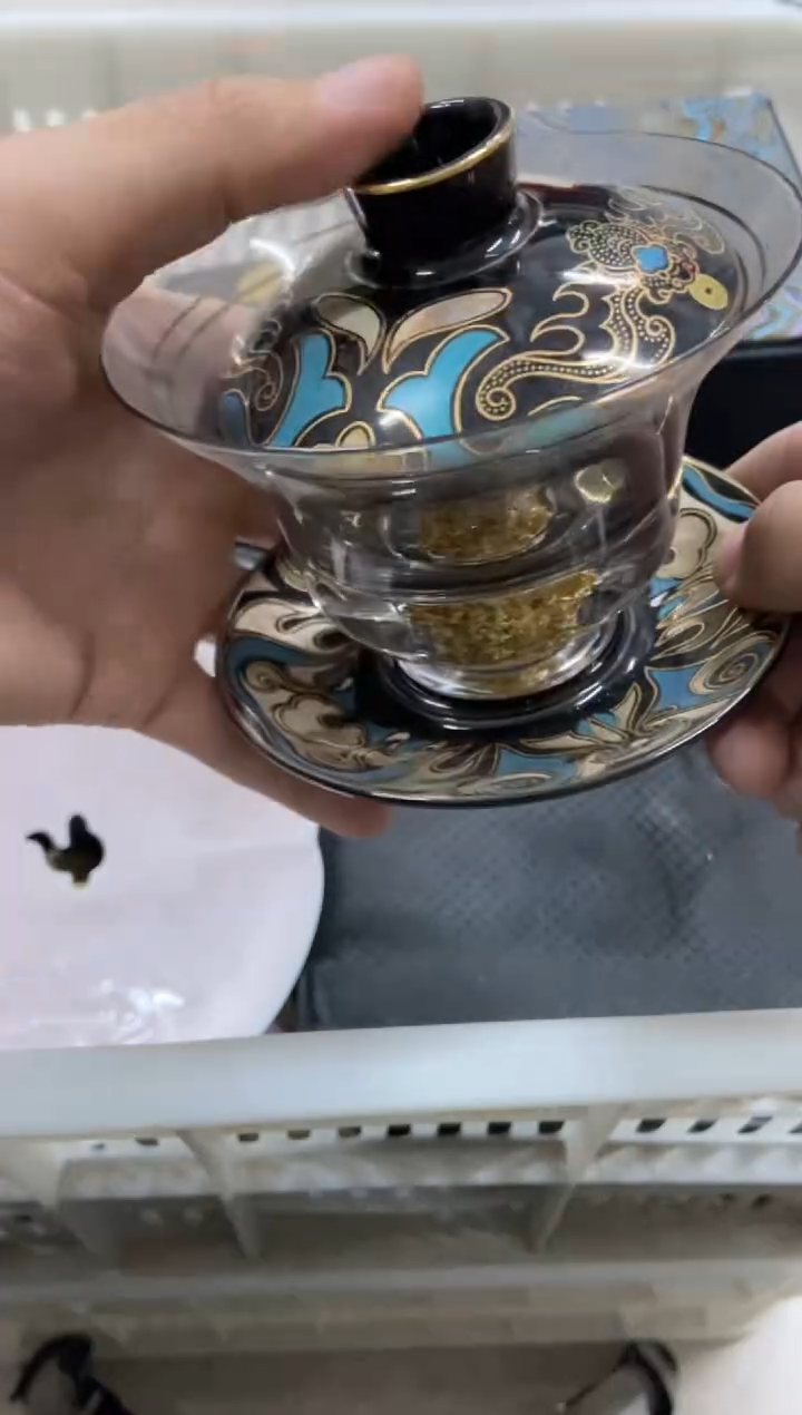 杯无运费险有瑕疵的摄影的产品有使用过的痕迹有点脏介意勿拍