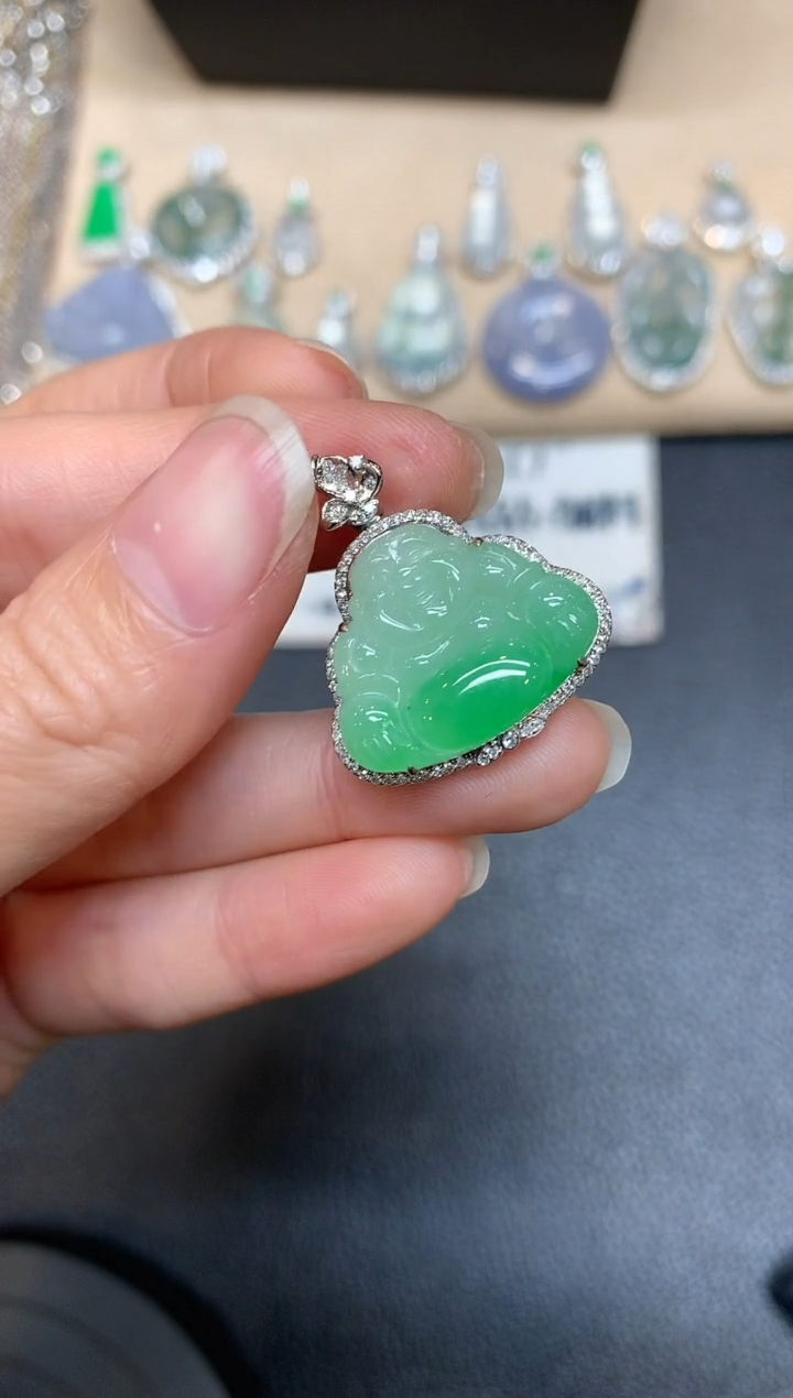 【闪购商品】翡翠颈饰18K金镶嵌【无服务费