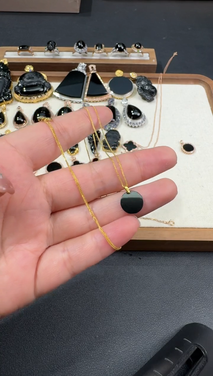 翡翠18K金镶嵌颈饰S0811-S2-22