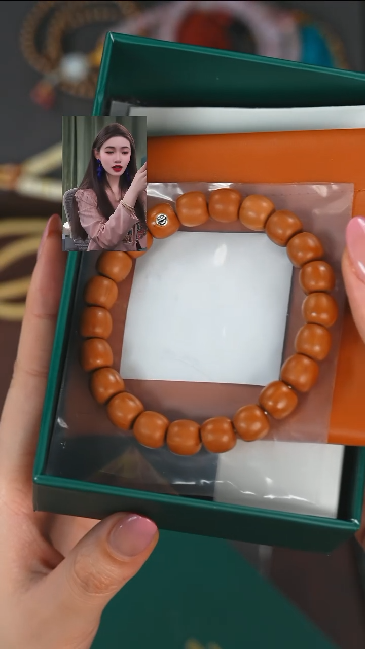 【闪购商品】猴头核桃手串11111111111