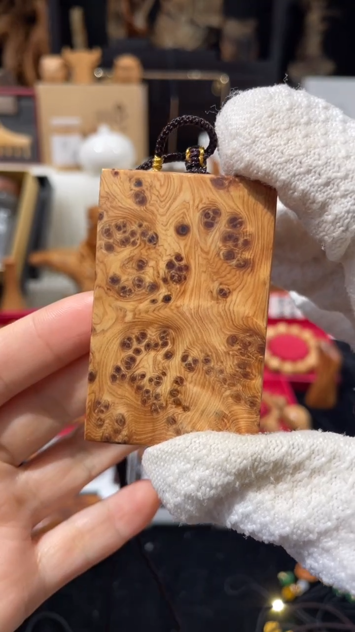 崖柏O*O461尺寸无事牌太行崖柏陈化料榴花