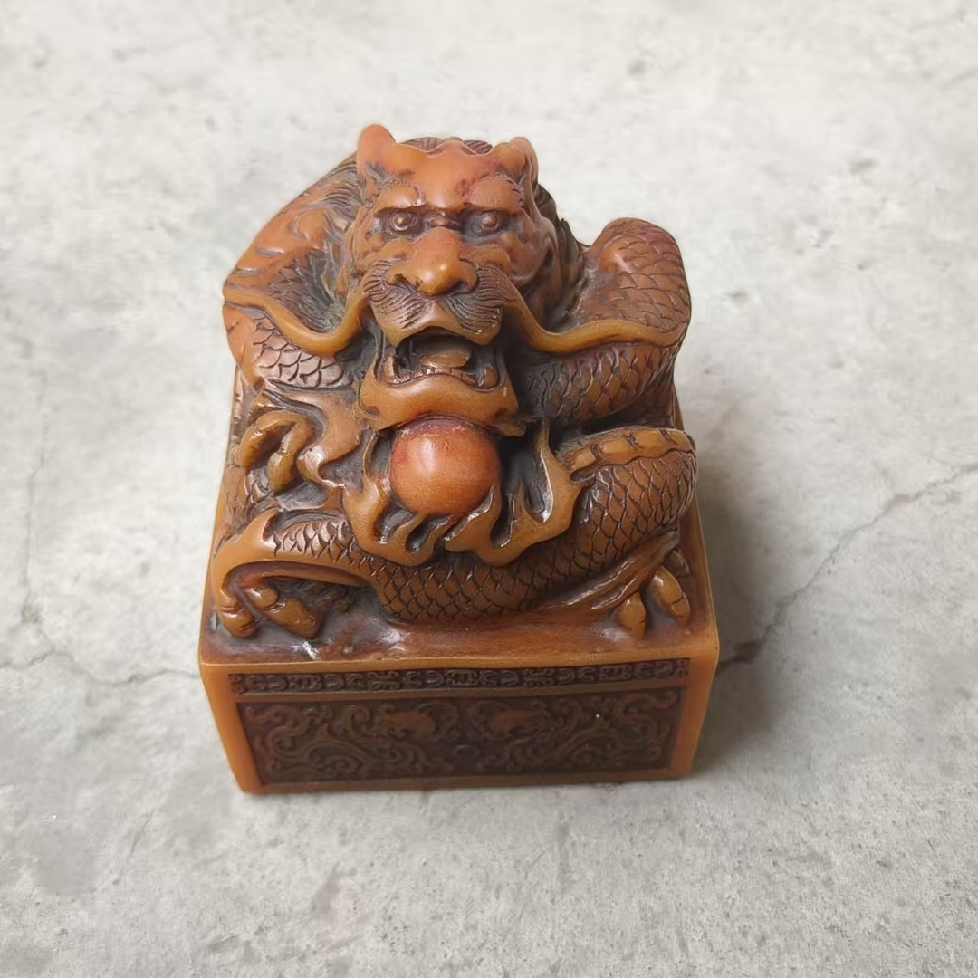 精品摆件好漂亮盘龙印