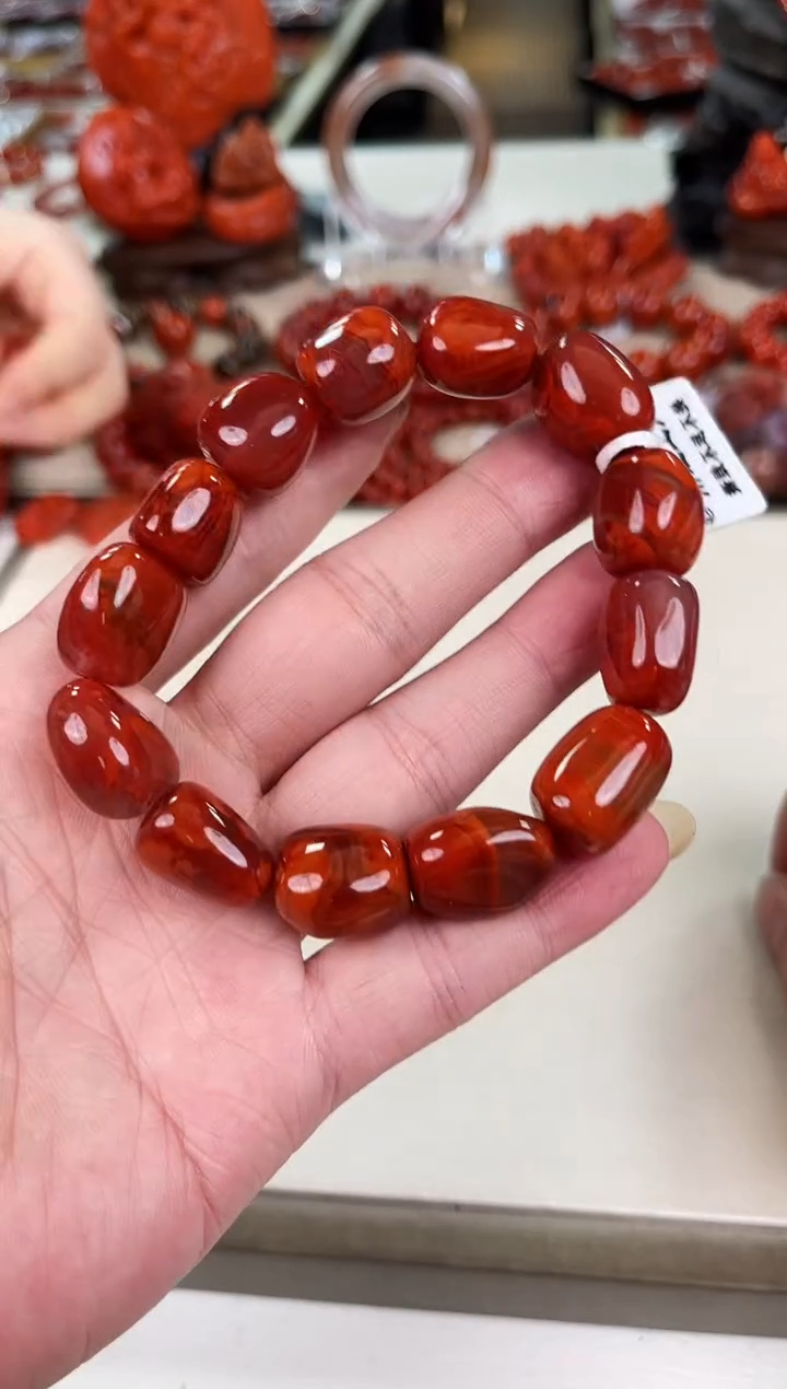 未镶嵌瓦西随型手串南红玛瑙（多样式发其一）