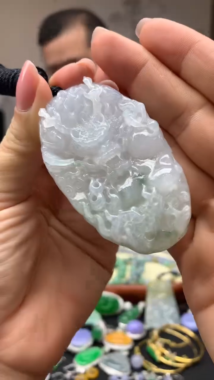 【闪购商品】翡翠颈饰未镶嵌1-天然翡翠