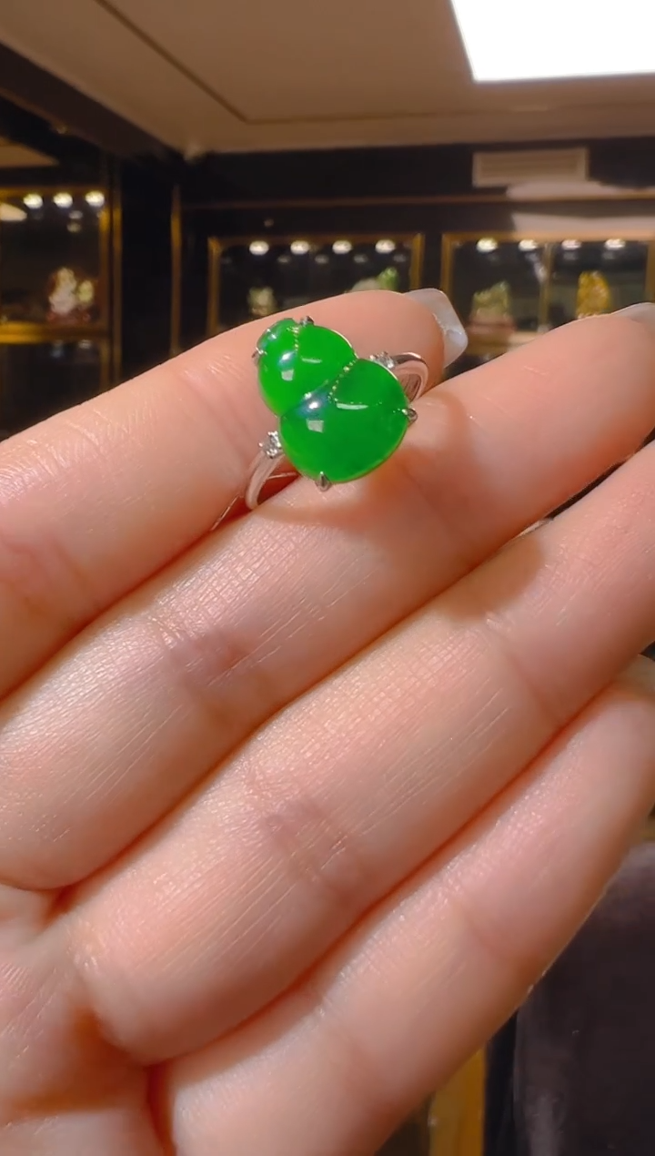 【闪购商品】翡翠戒指18K金镶嵌031     