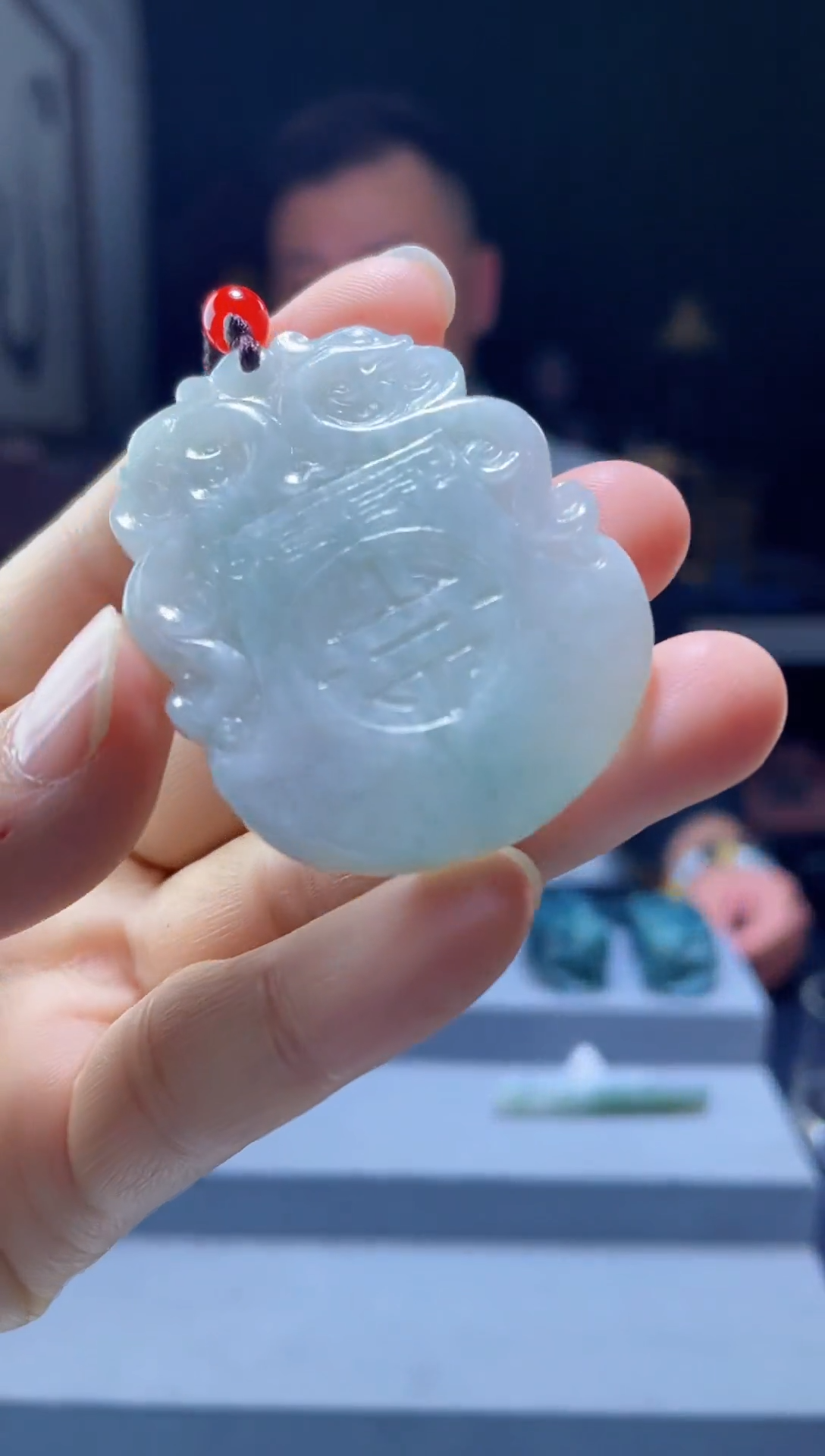 吊坠(赠链)未镶嵌翡翠翡翠