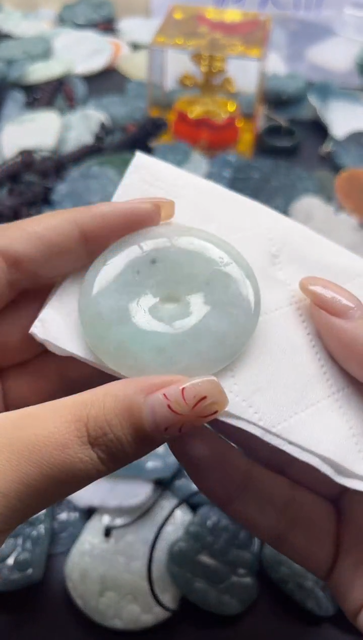 【闪购商品】翡翠颈饰未镶嵌翡翠