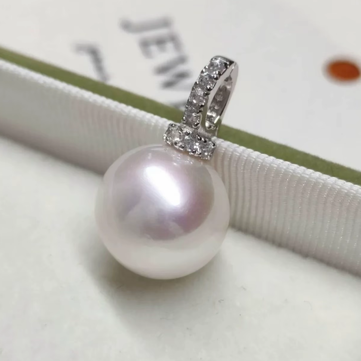 D1213BW 天然淡水珍珠颈饰