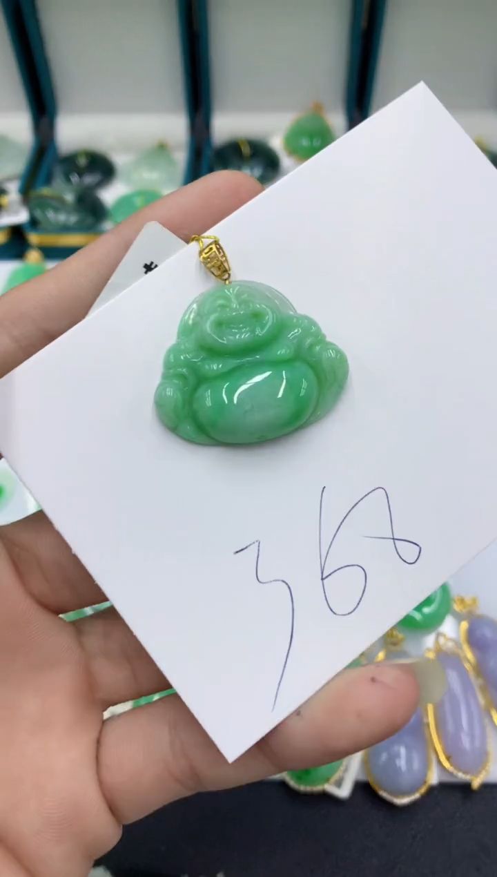 【闪购商品】翡翠颈饰18K金镶嵌翡翠