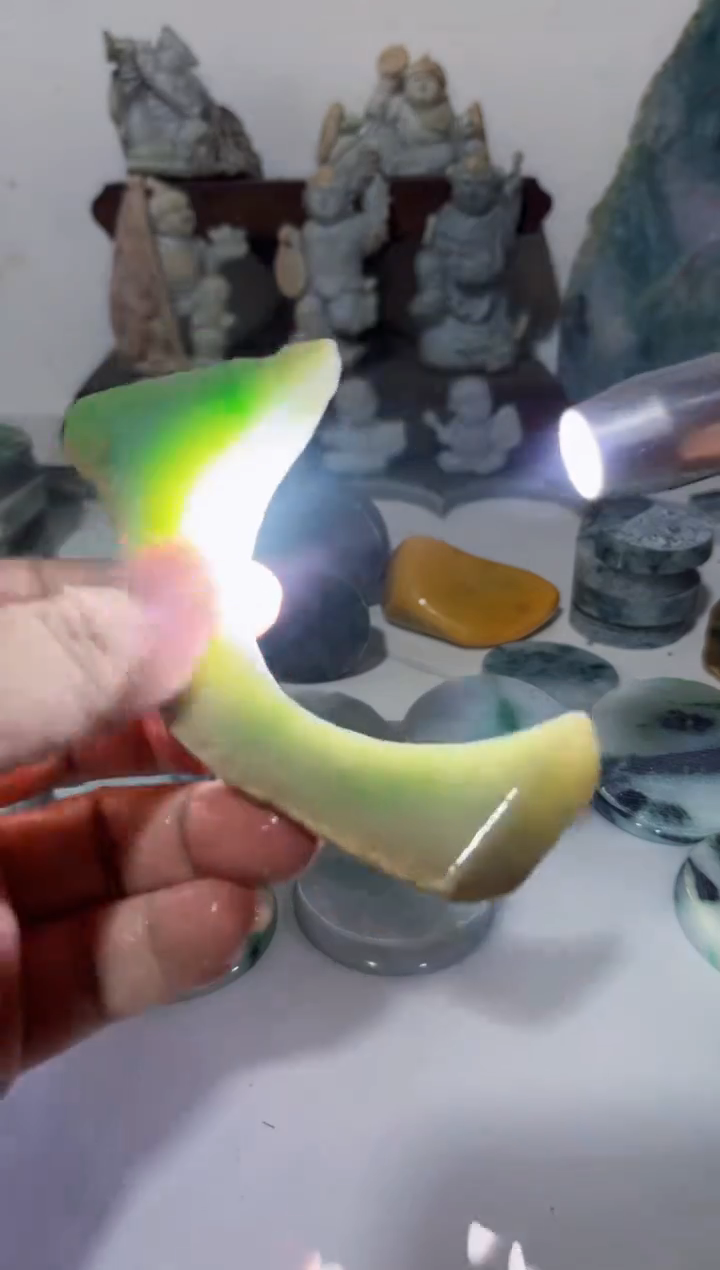 翡翠裸石缅甸翡翠A货943