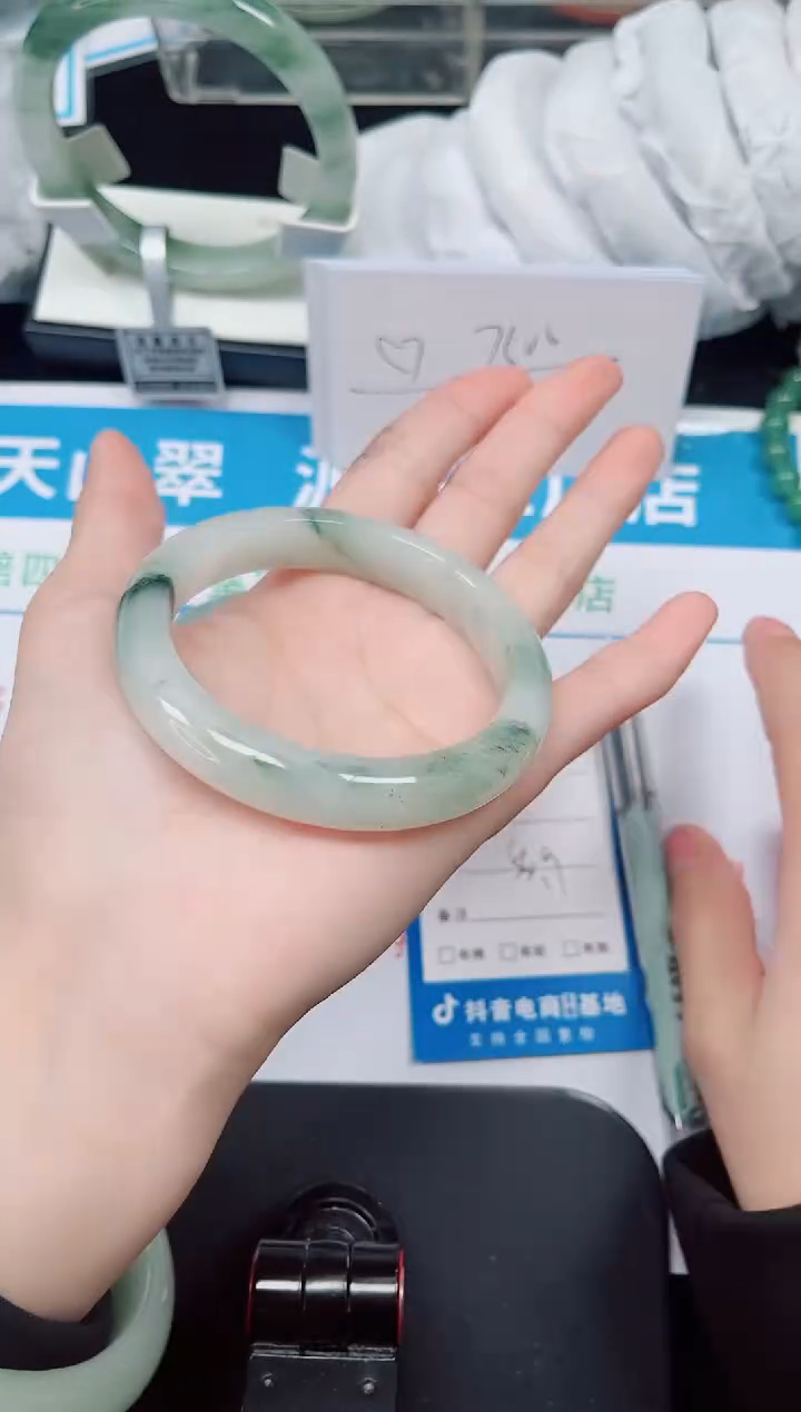 未镶嵌手镯石英质玉244-/55/56