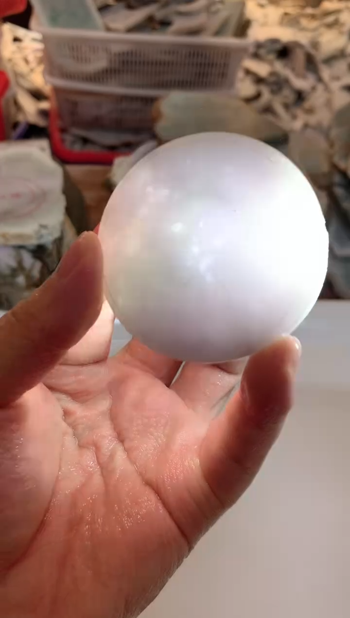 翡翠未镶嵌挂件0朱0翡翠珠宝500