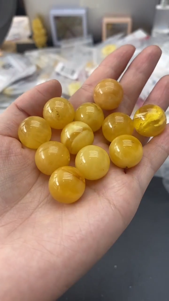 琥珀未镶嵌珠宝奇石536多样性发其一默认有瑕