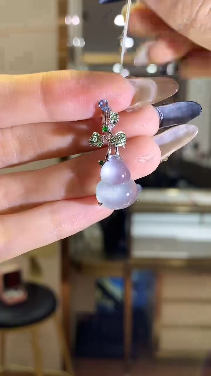 【闪购商品】翡翠吊坠(不含链)18K金镶嵌翡翠吊坠