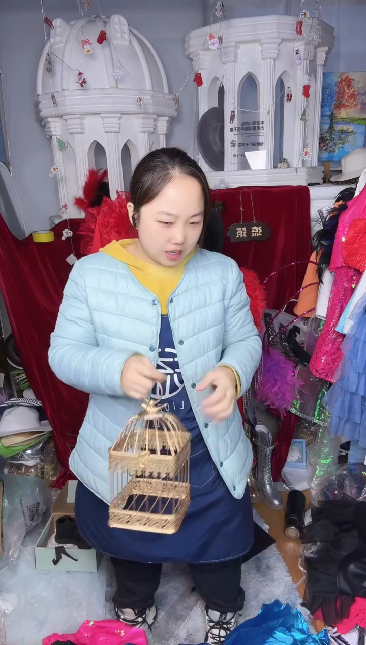 220    30米不退不换