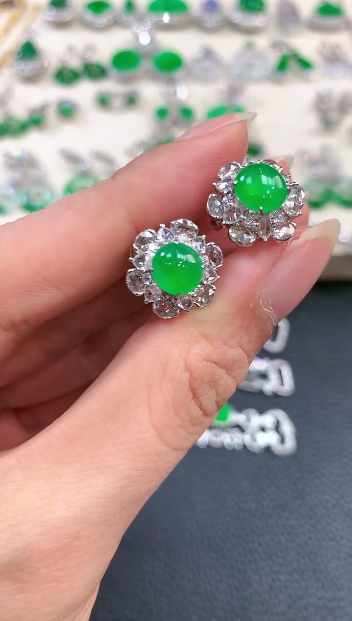 【闪购商品】翡翠耳饰18K金镶嵌n37