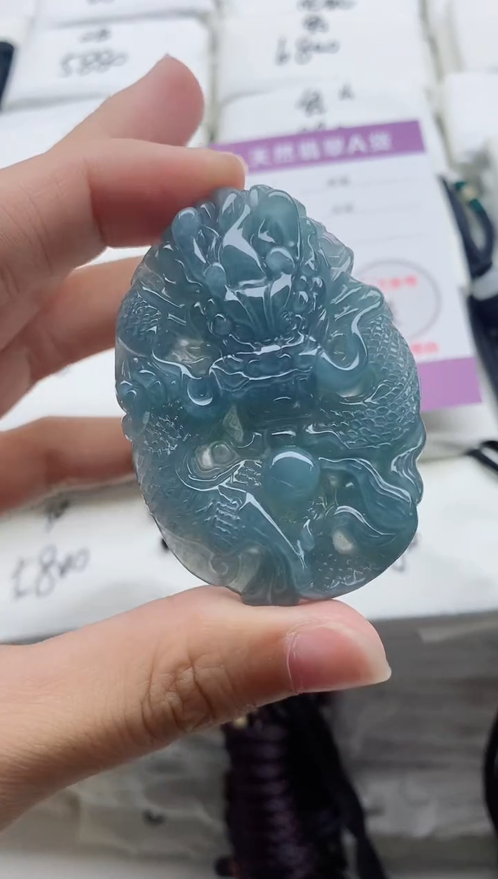 颈饰未镶嵌翡翠8