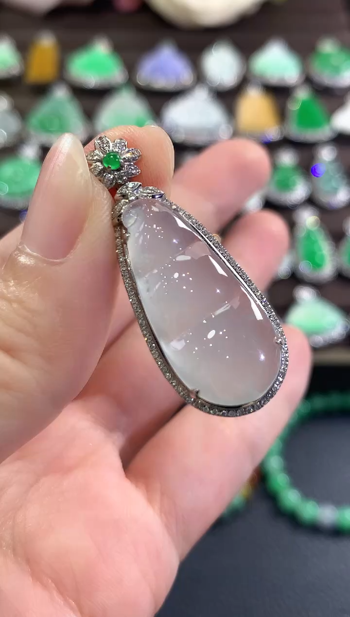 吊坠(不含链)18K金镶嵌翡翠b68   