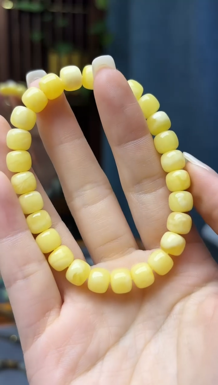 裸石蜜蜡未镶嵌哆**梦蜜蜡老型手串8mmHS