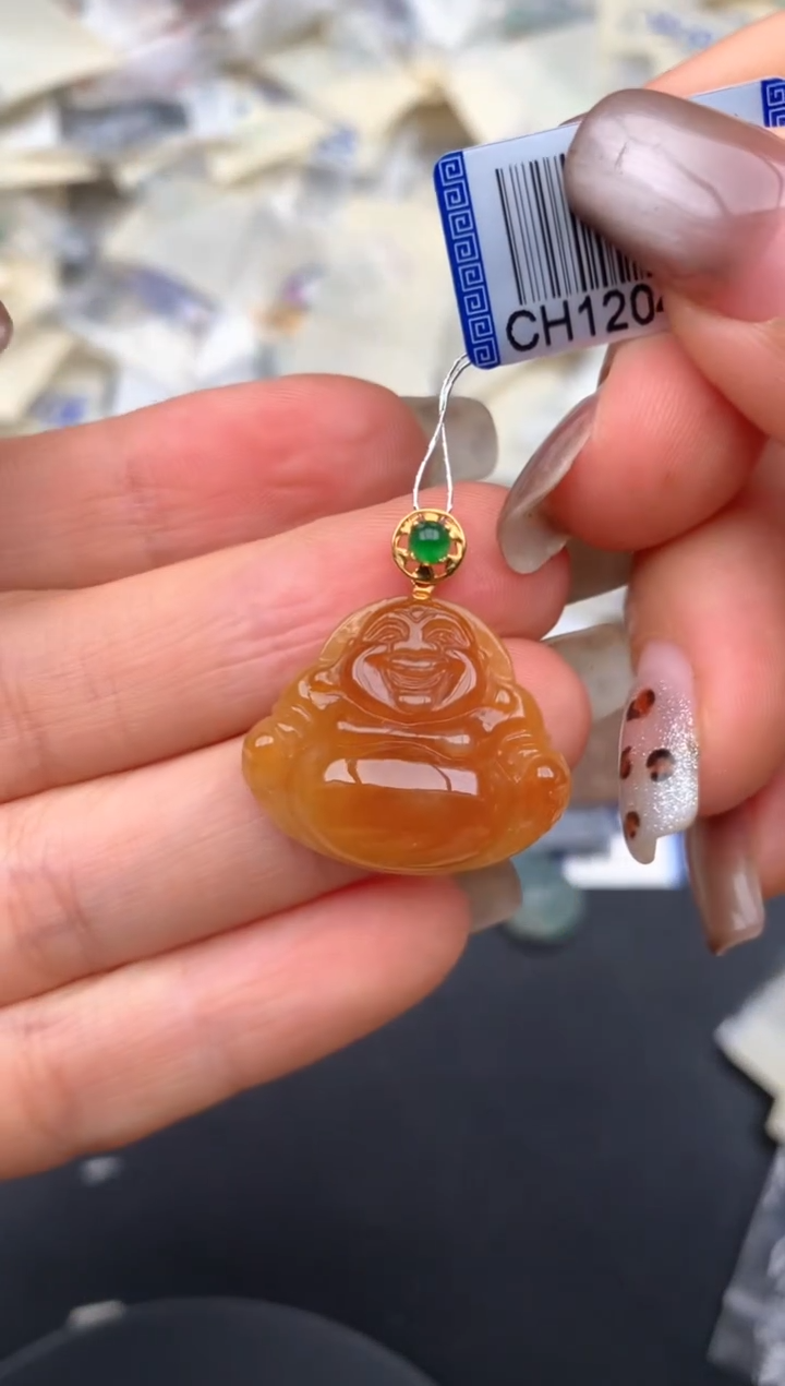 18K金镶嵌挂件翡翠一