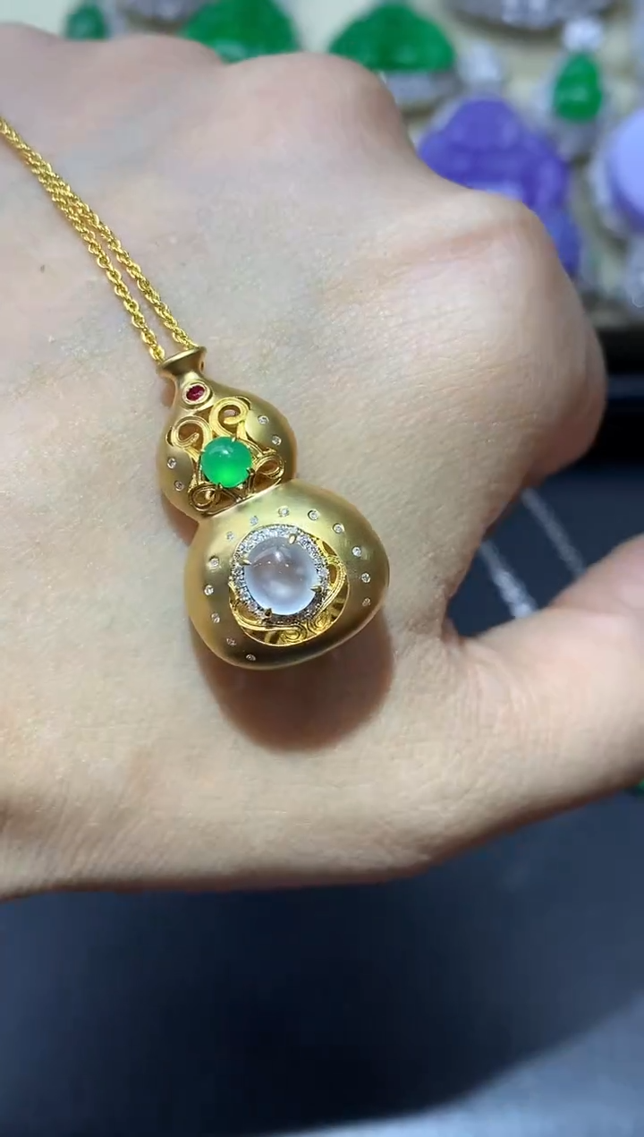 颈饰18K金镶嵌翡翠549-中国好珍宝