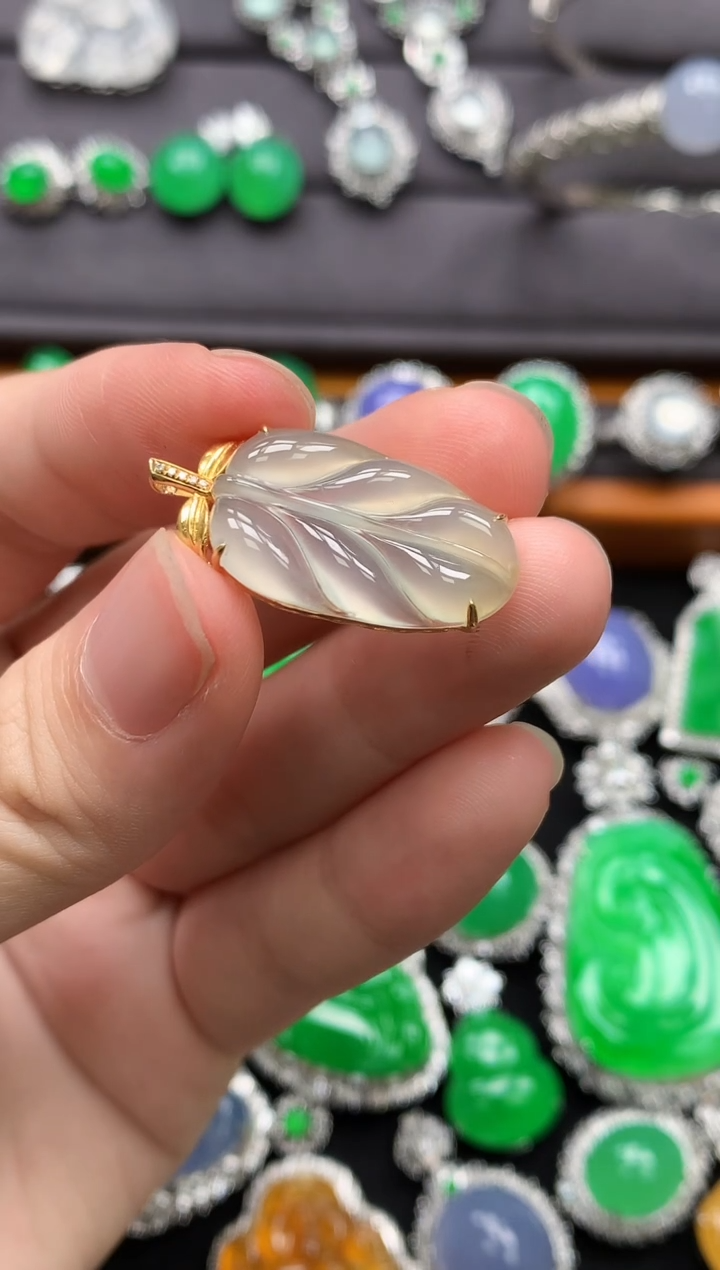 吊坠(不含链)18K金镶嵌翡翠翡翠
