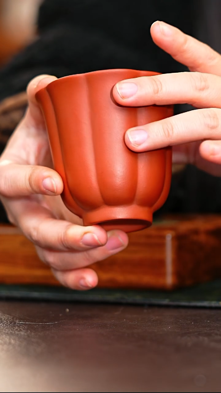 茶杯紫砂朱泥葵口杯