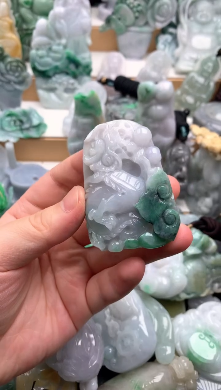 吊坠(不含链)未镶嵌翡翠1