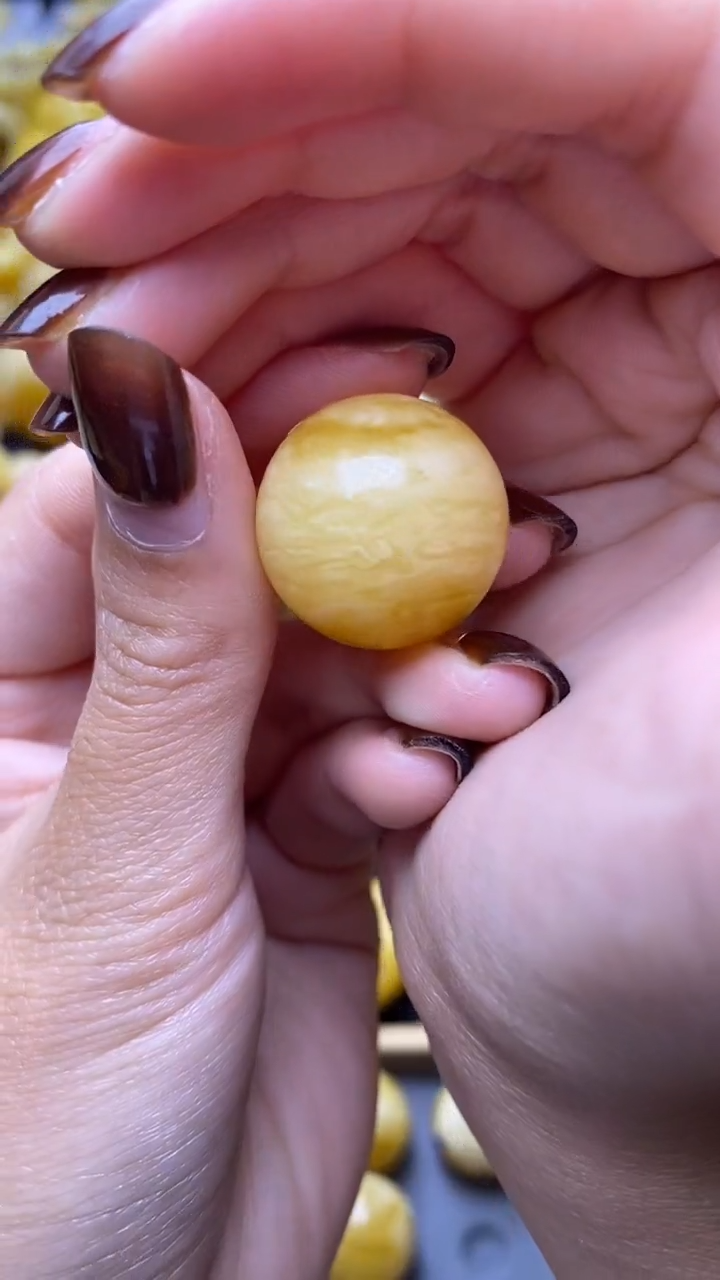 【闪购商品】琥珀裸石未镶嵌蜜蜡.27