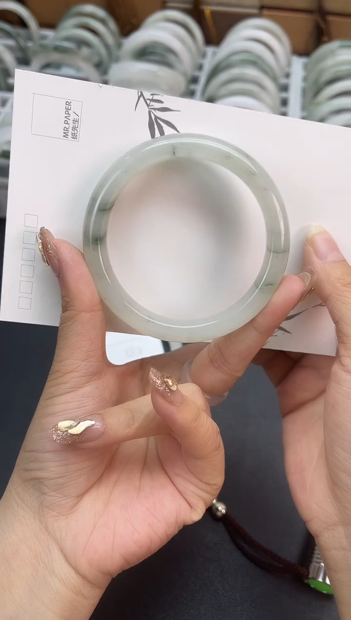 【闪购商品】石英质玉手镯未镶嵌80-60.3mm