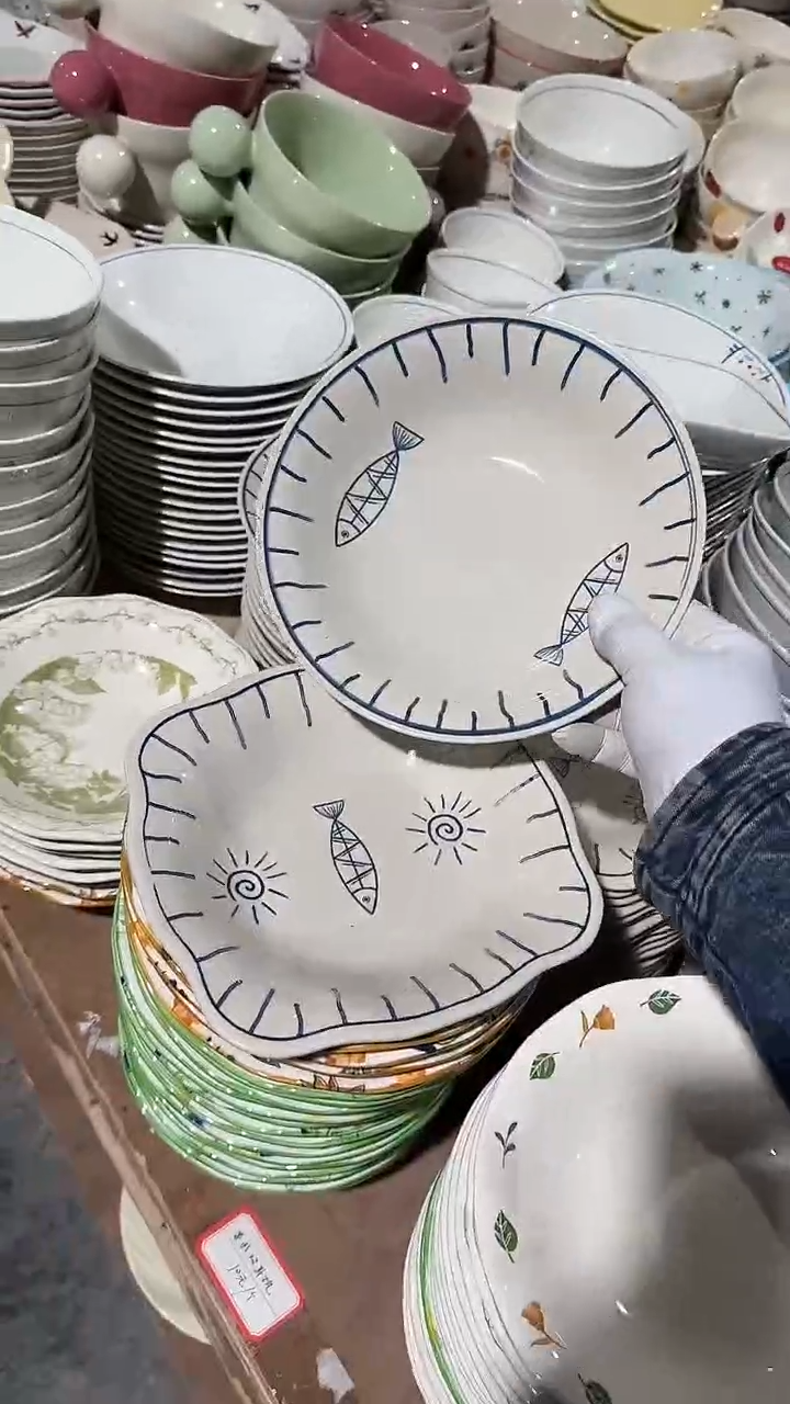 陶瓷小鱼盘2件套微瑕 凑满20元包邮