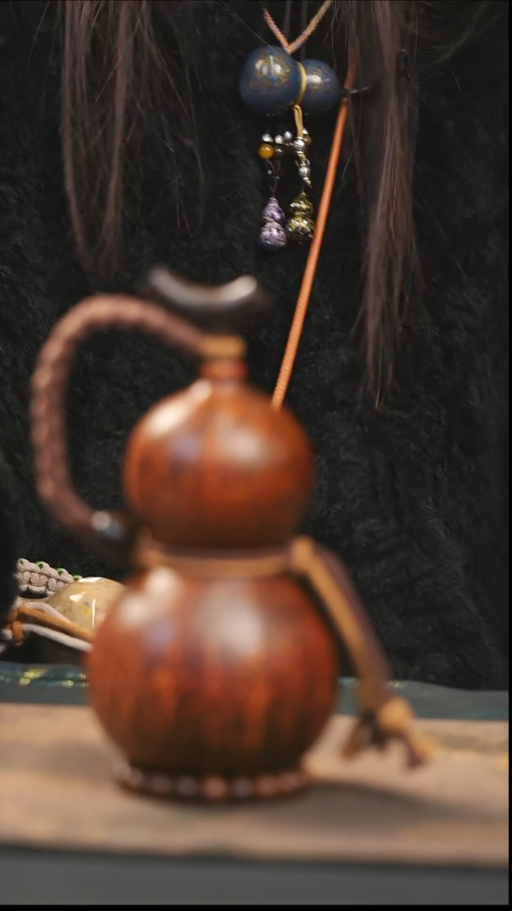 【闪购商品】XK283大漆酒葫芦不包手串及旋转底座