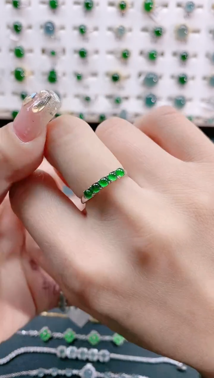 【闪购商品】翡翠戒指银S925镶嵌天然翡翠