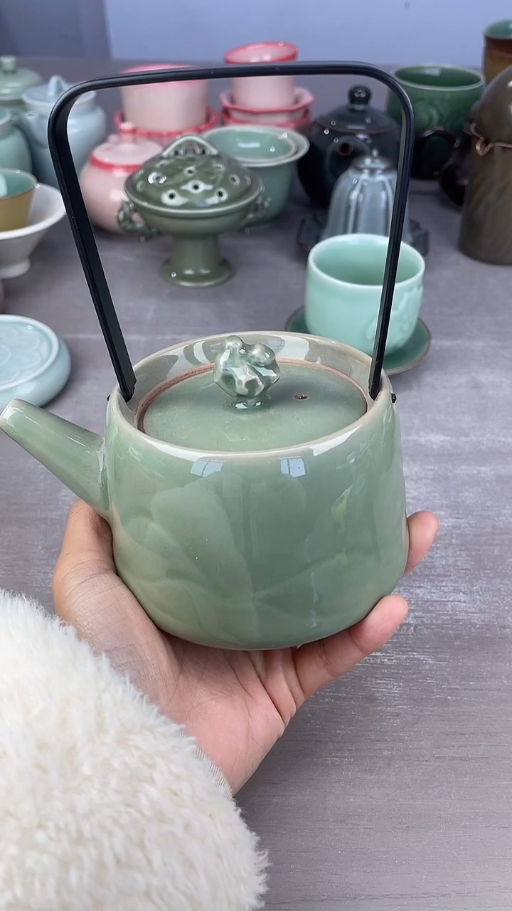 青瓷仓储清仓福利微瑕