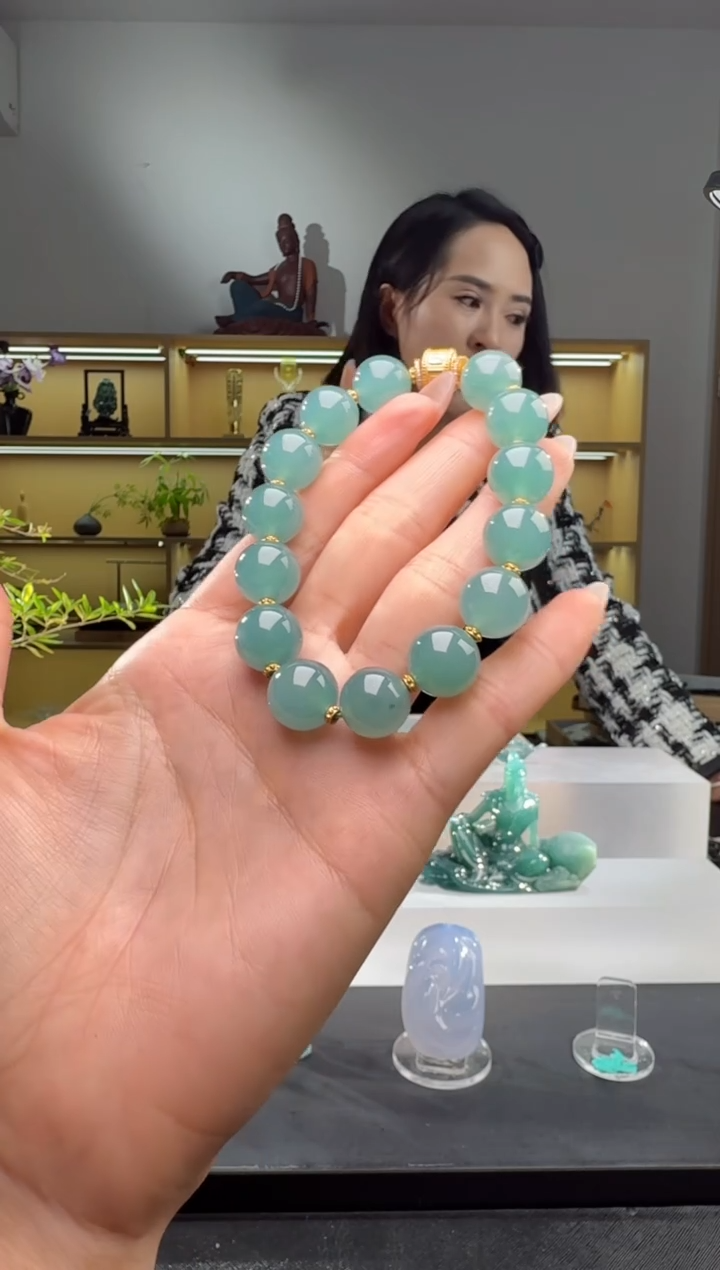 未镶嵌手串翡翠手串（多样性发其一）