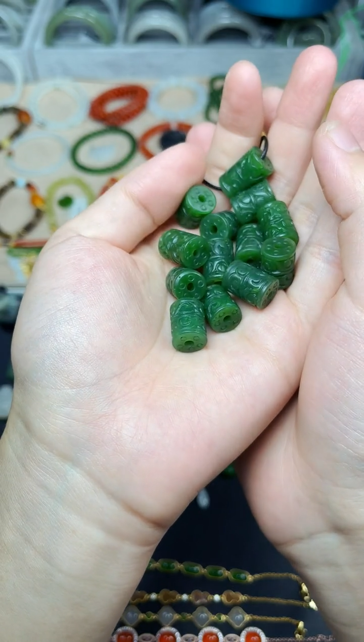 和田玉未镶嵌颈饰路路通多样性拍一发一【小】06