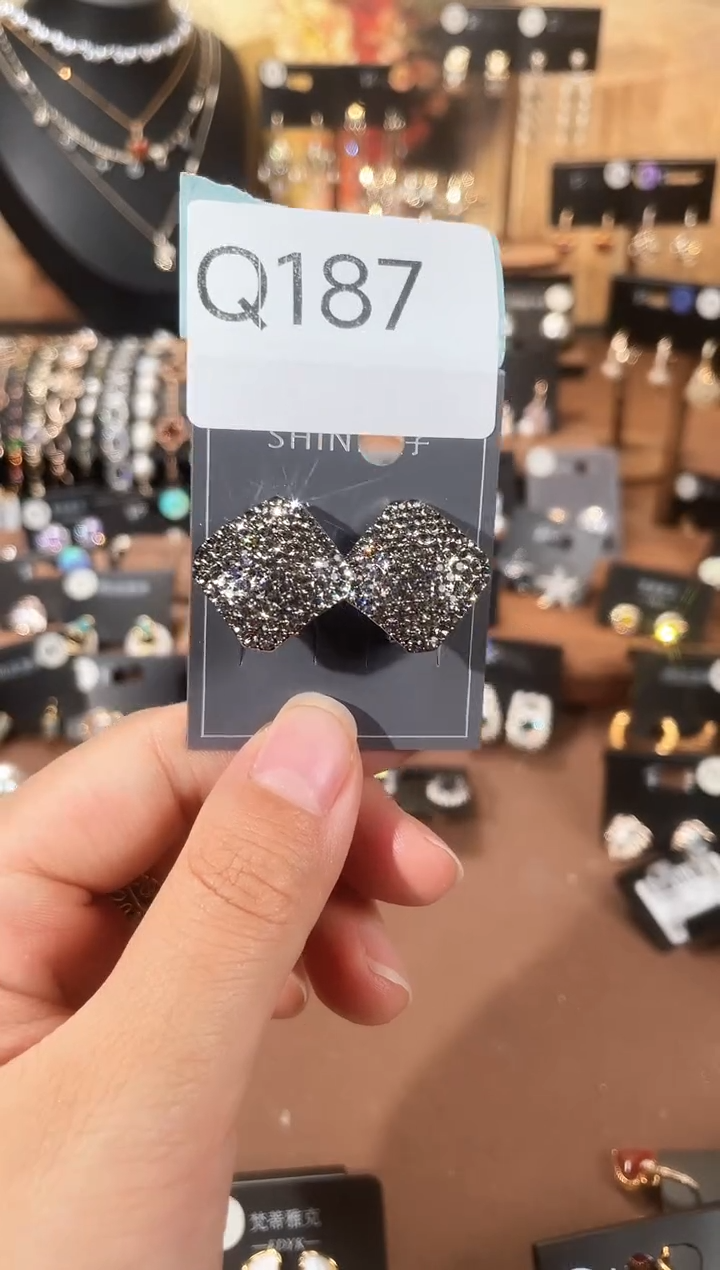 合金925银锆石Q187