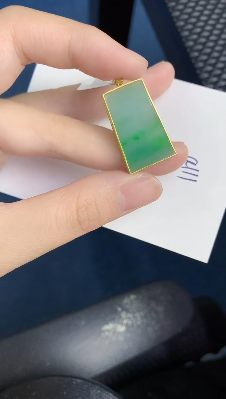 【闪购商品】翡翠颈饰18K金镶嵌000000000