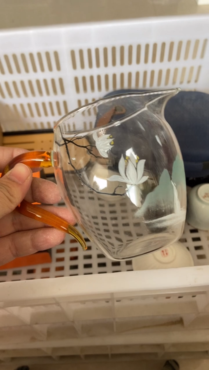 杯无运费险有瑕疵的摄影的产品有使用过的痕迹有点脏介意勿拍